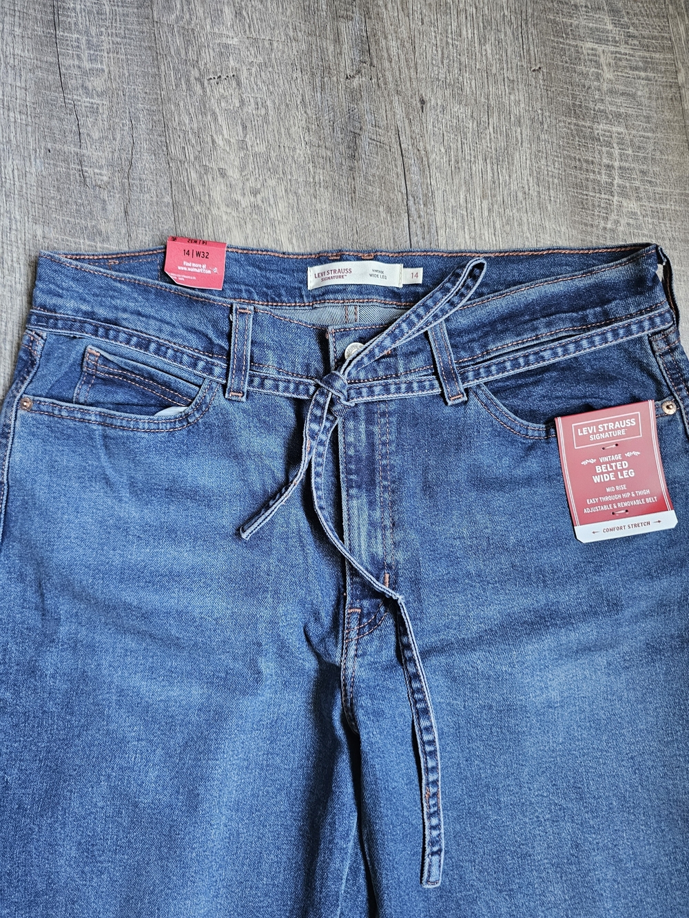Levi's Wide Leg Women's Jeans in Blue Denim - Picture 4 of 7